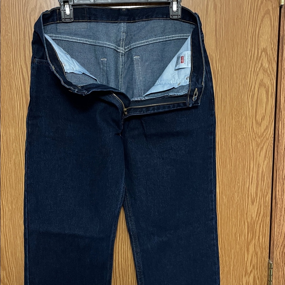 Wrangler jeans New With Tags - Picture 7 of 8